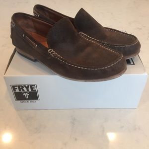 Men’s Frye dark brown suede loafer. Size  11 1/2.